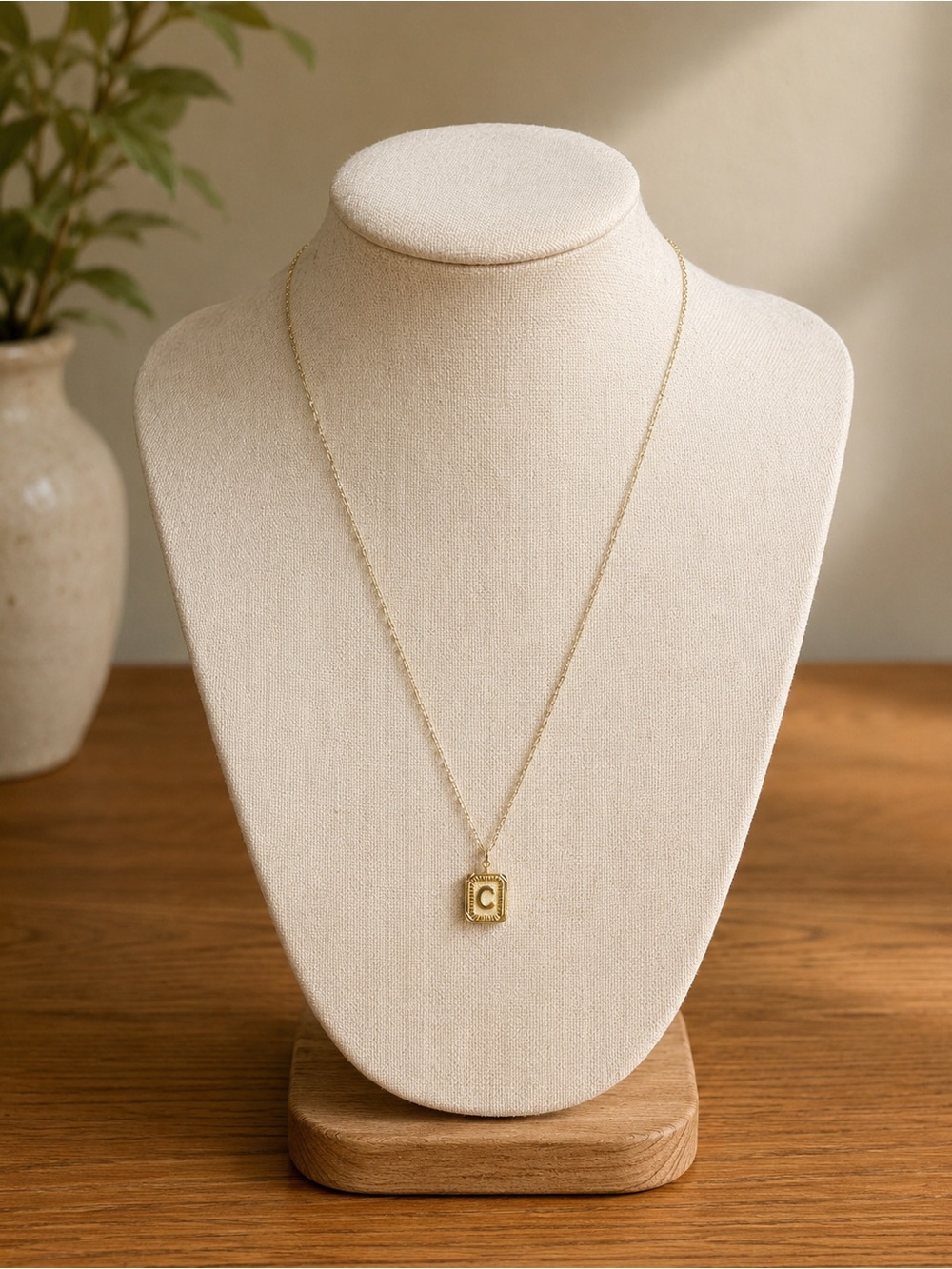 Kendra Scott Gold 'C' Initial Pendant Necklace